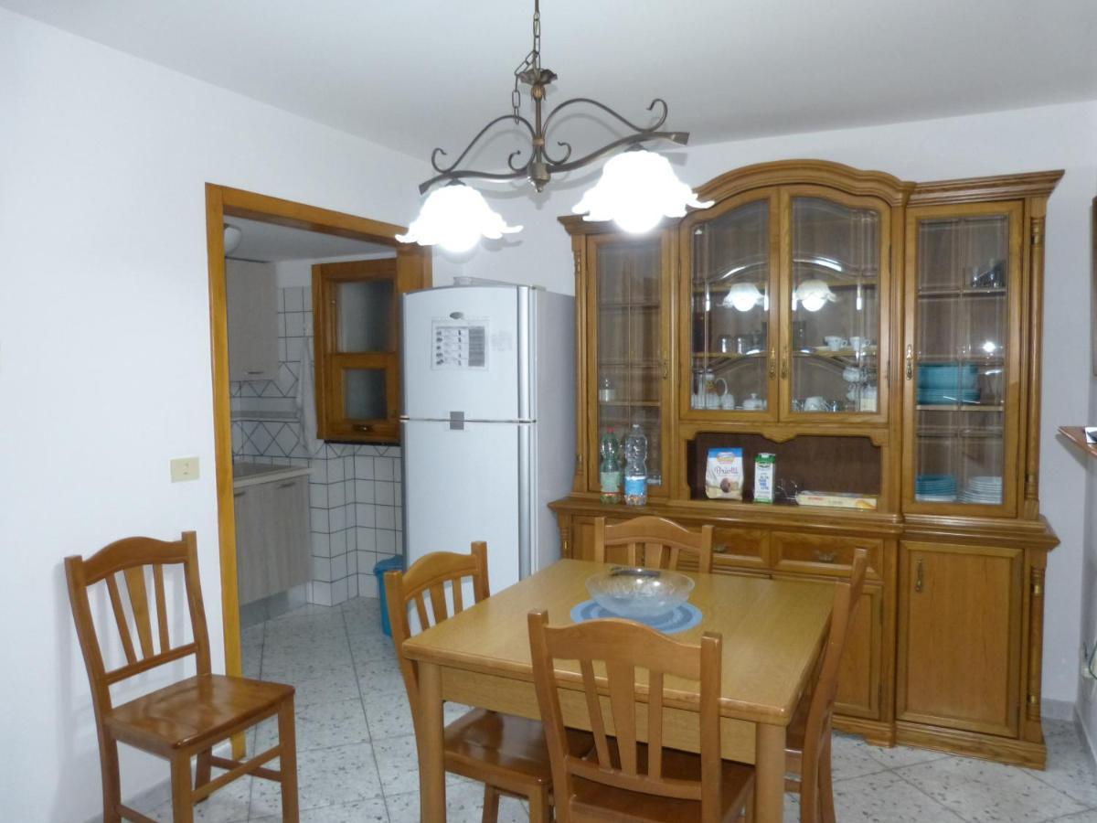 Casa Vacanze Vincenzo E Rosanna Castro  ภายนอก รูปภาพ