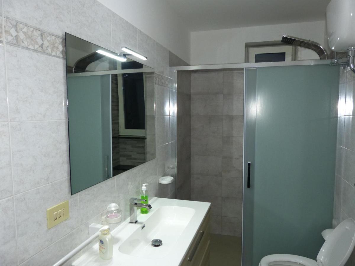 Casa Vacanze Vincenzo E Rosanna Castro  ภายนอก รูปภาพ