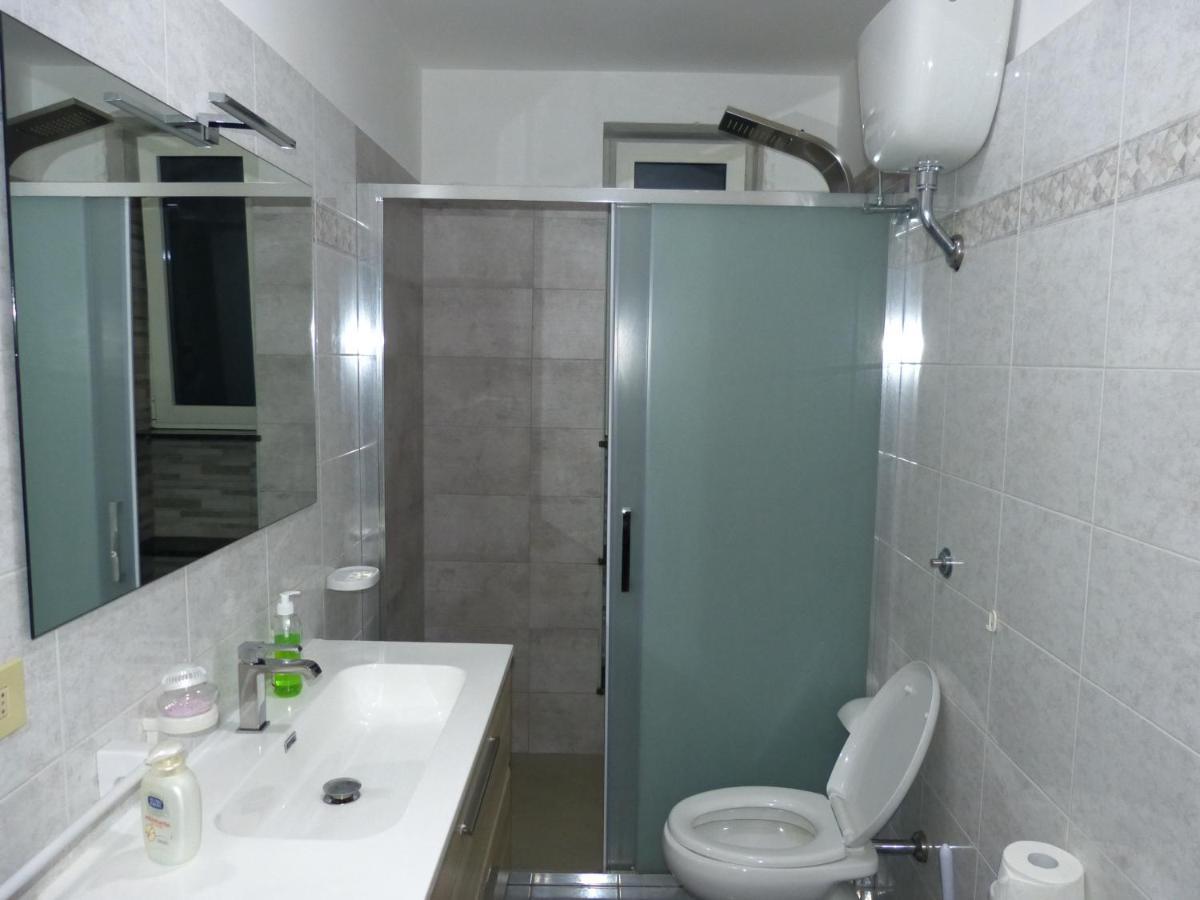 Casa Vacanze Vincenzo E Rosanna Castro  ภายนอก รูปภาพ