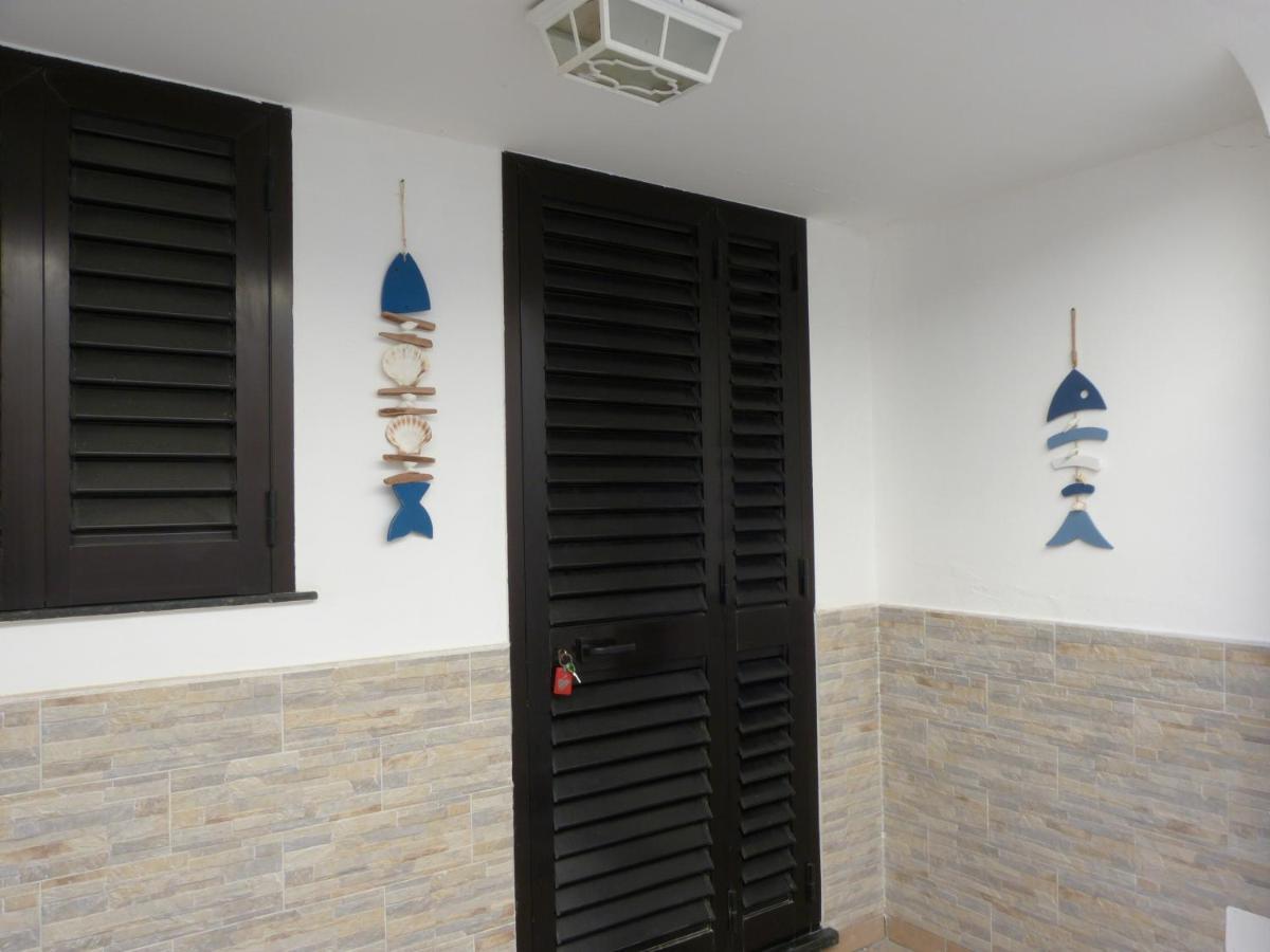 Casa Vacanze Vincenzo E Rosanna Castro  ภายนอก รูปภาพ